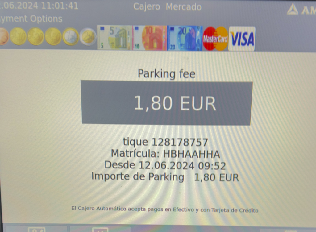 Los usuarios de los parkings públicos se quejan del precio de las tarifas