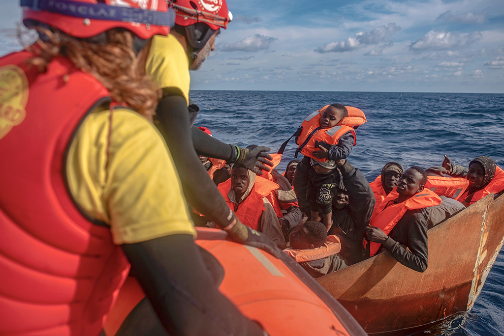 El PP pide desplegar barcos de Guerra para evitar la salida de personas migrantes de las costas africanas